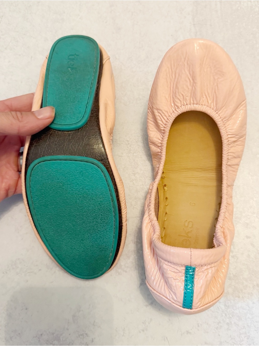 Tieks pink patent leather flats - Picture 4 of 4